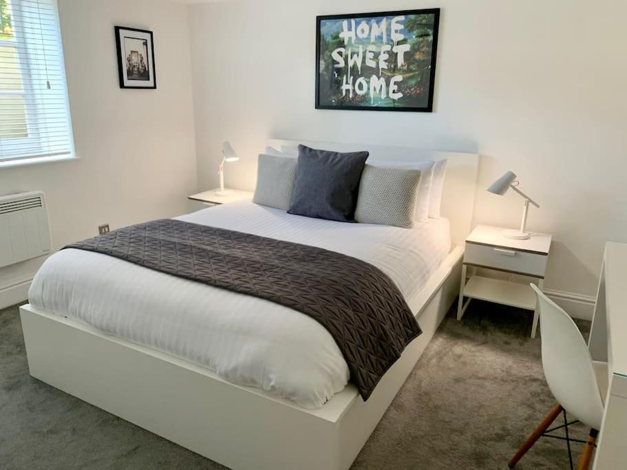 Modern, Period Property With Parking - Located Near Uni, Hospital & Town Centre Рединг Екстериор снимка